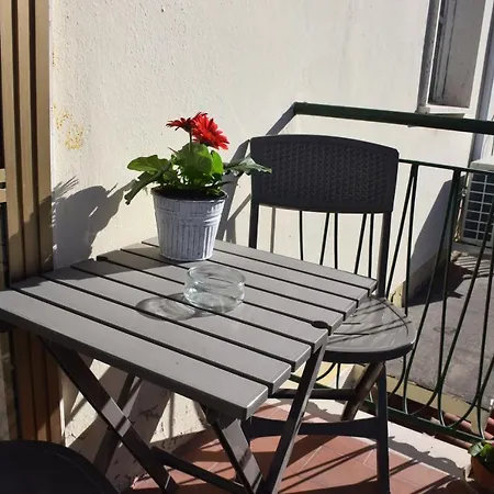 Lägenhet La Lanterna Di Franca E Cassio